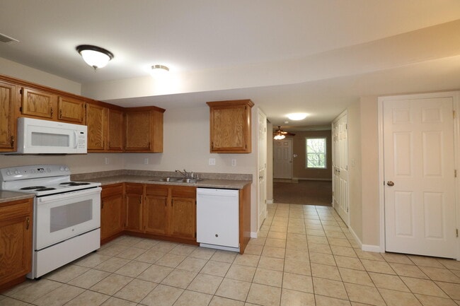 Photo - 403 John Sutherland Dr