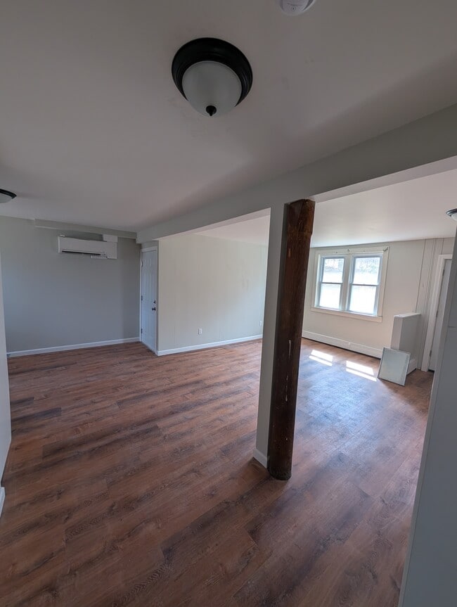 Photo - 429 Tolland Turnpike