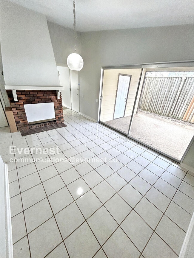 Photo - 1610 Gallant Fox Dr