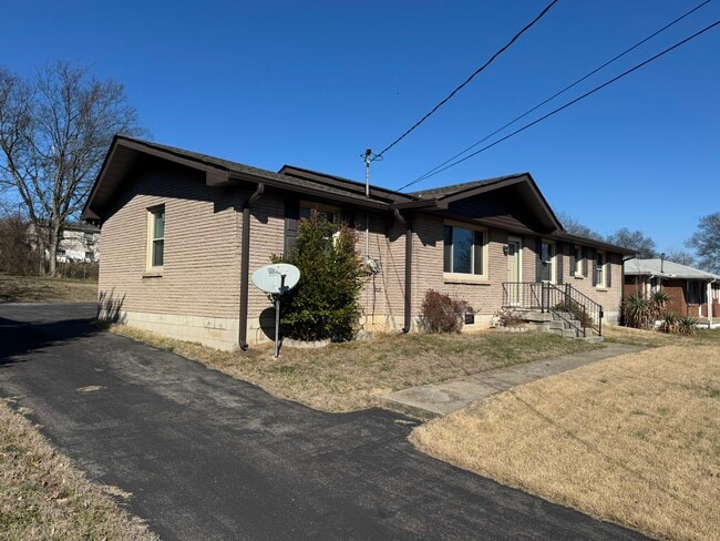 Photo - 3830 Bonnacreek Dr