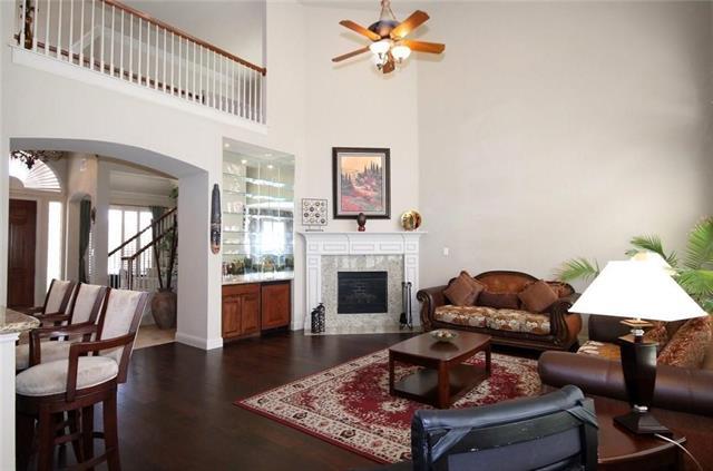Photo - 9128 Oleander Way