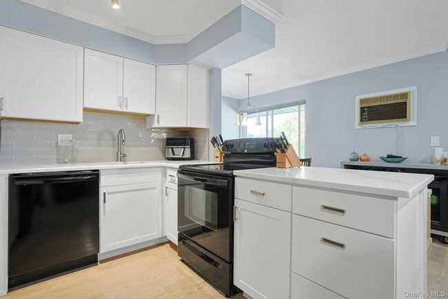 Photo - 153 Sierra Vista Ln