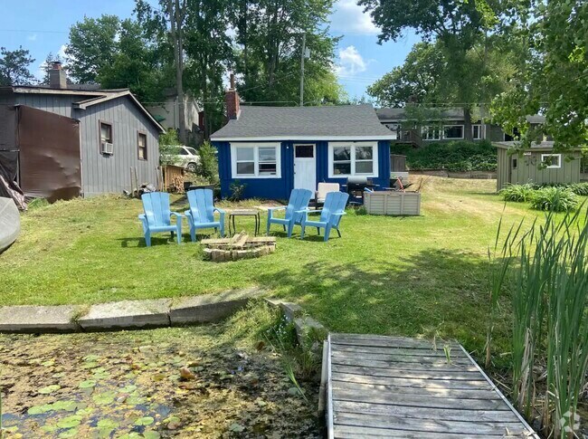 Building Photo - 2555 Melvin Rd Rental
