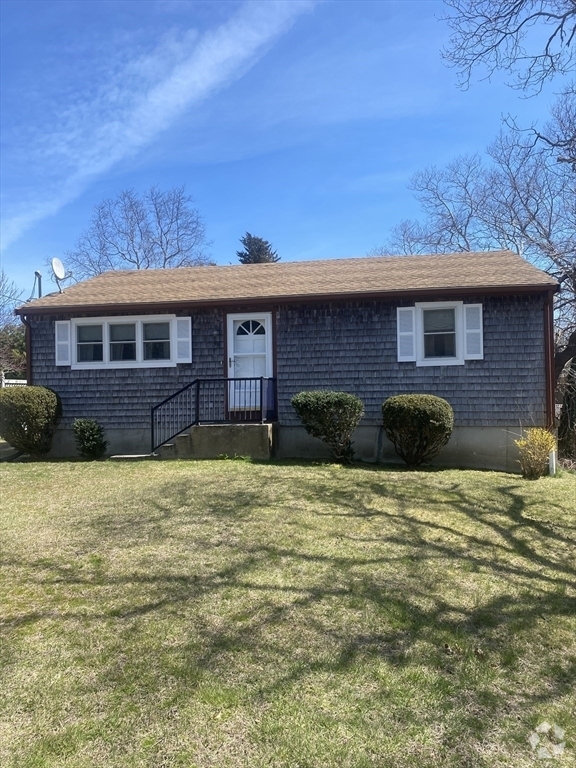 Building Photo - 25 Webster Dr Rental