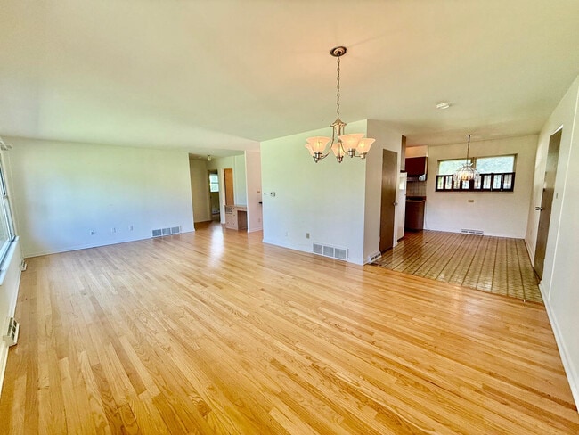 Photo - 4707 Fairview Ave