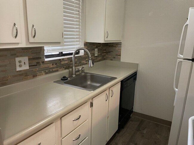 Photo - <b>One Bedroom Condo with Den in Southeast Reno<br><b>