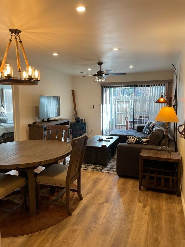 Building Photo - Furnished 2-Bedroom Condo in University Heights | Ground Floor + Peaks Views Unit 18-118