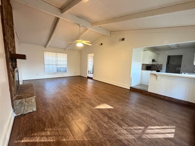 Photo - Large home ready for tenant....