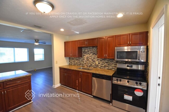 Photo - 3780 SW 16th Pl