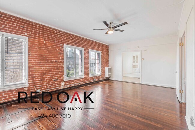 Photo - 854 S Oxford Ave Condo Unit 501