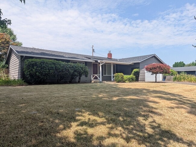 Photo - Great 4-Bedroom, 1.5-Bath Home In The River Road Area Of Eugene!