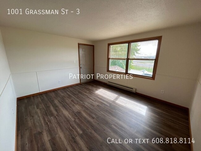 Photo - 1001 Grassman St Unit 3