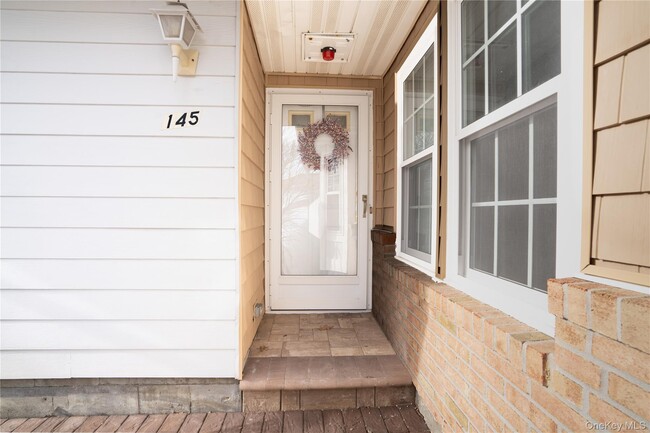 Building Photo - 145 Theodore Dr Unit 145