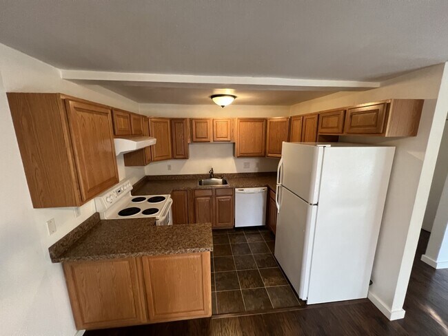 Photo - 1425 S Puget Dr Unidad Apt I1