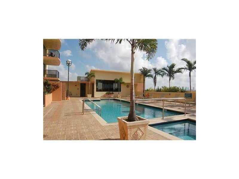 Photo - 2301 SW 27th Ave Unit 806