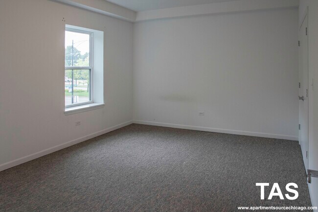 Photo - 1544 W Glenlake Ave Unidad 2D