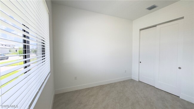 Photo - 5089 Panella Ave