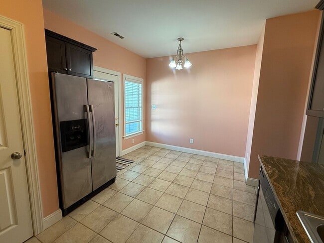 Photo - 2 bedroom, 2.5 bath Townhouse