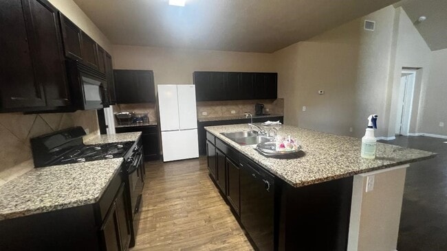 Photo - 223 Camellia Dr