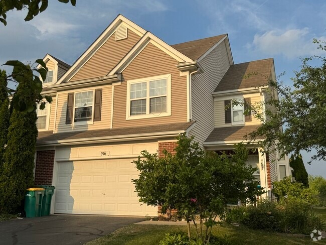 Building Photo - 916 Bluebell Cir Rental