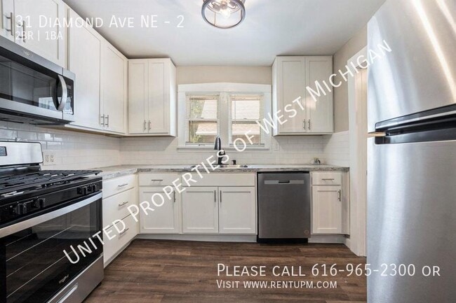 31 Diamond Ave NE Unit 2