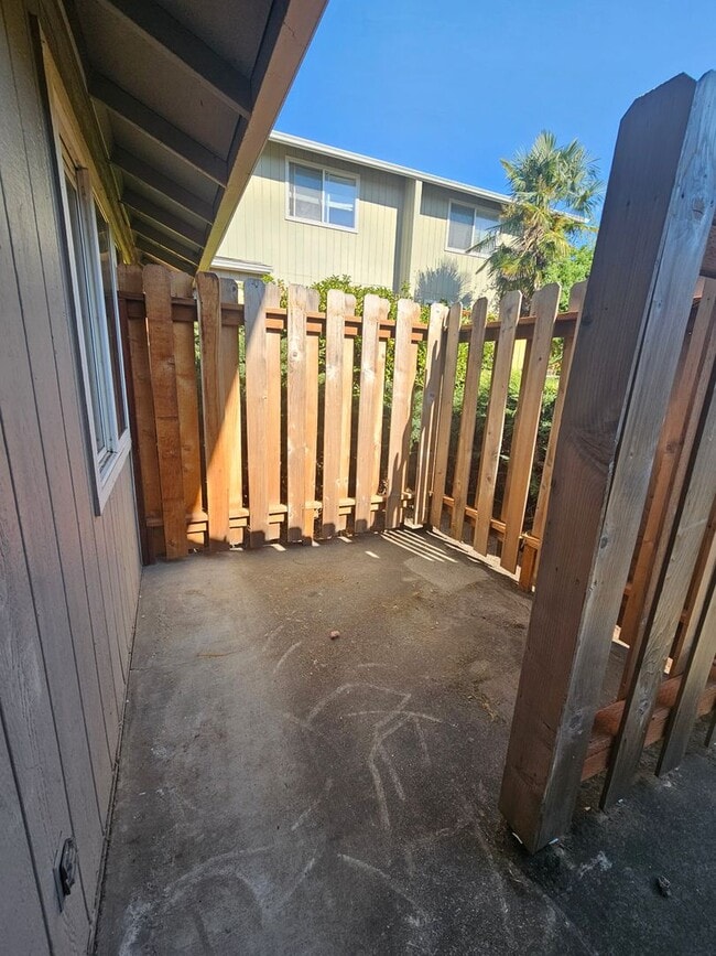 Photo - 1822 NE Fairview Ave Unidad D