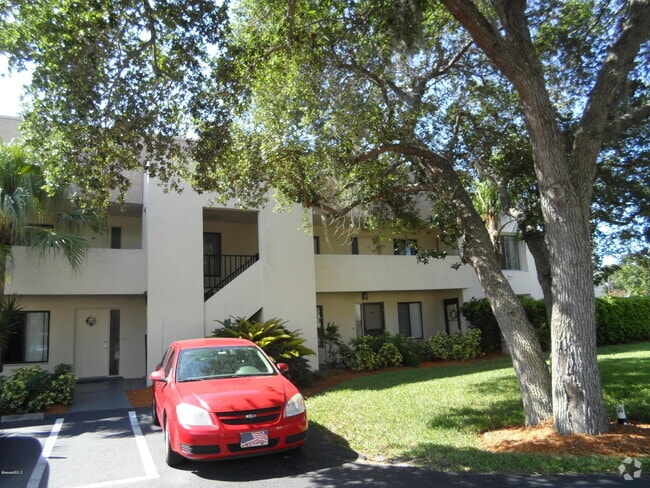 Building Photo - 200 International Dr Unit 210 Rental