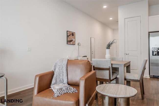 515 Corso Ln Unit 804