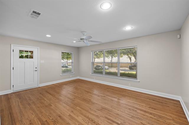 Photo - 6317 Ravendale Ln