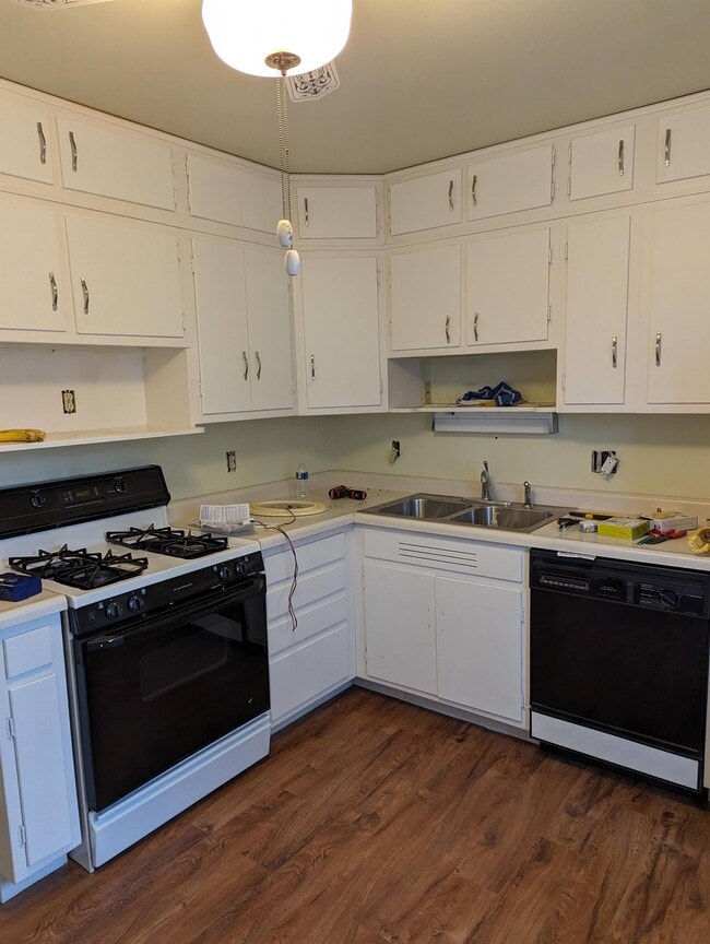 Photo - 9 Glenview Dr