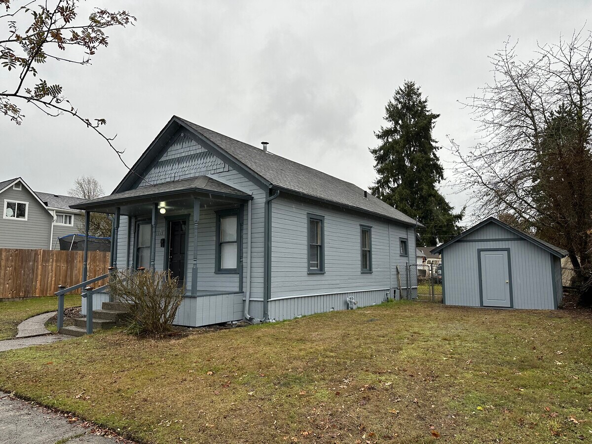 Photo - 1115 W Pear St