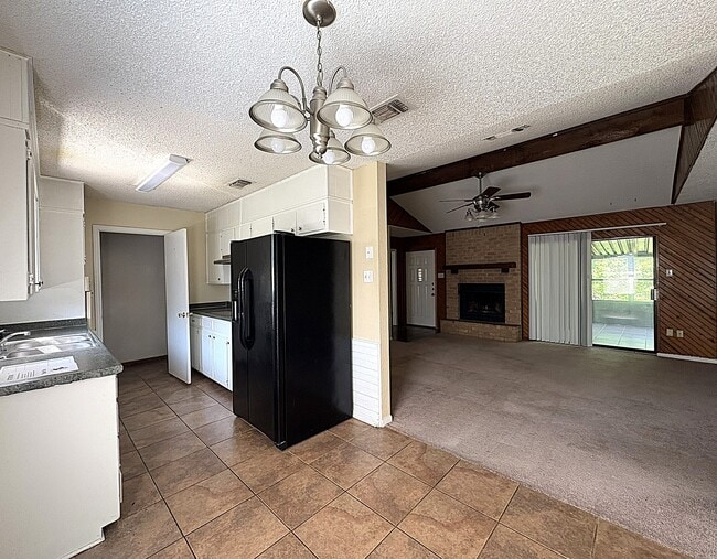 Photo - 2309 Whitney Dr