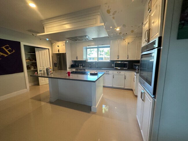 Photo - 6521 SW 33rd St