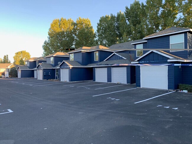 Photo - 754 NE Oak Pl Unit 754 NE Oak Place