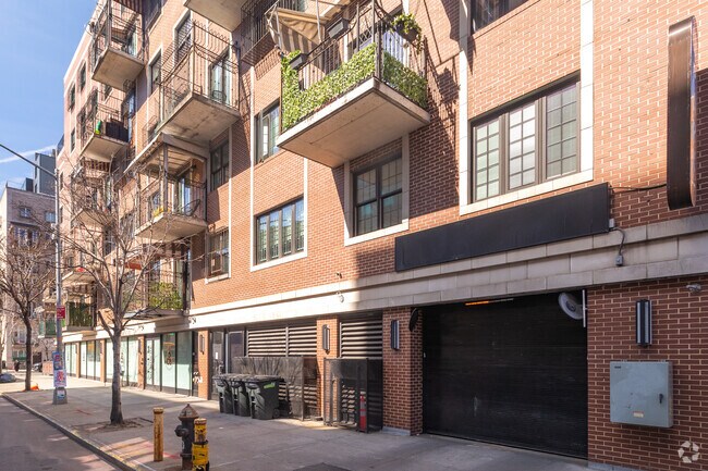 Photo - 755 Kent Ave