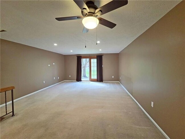 Photo - 711 Newton Square Dr