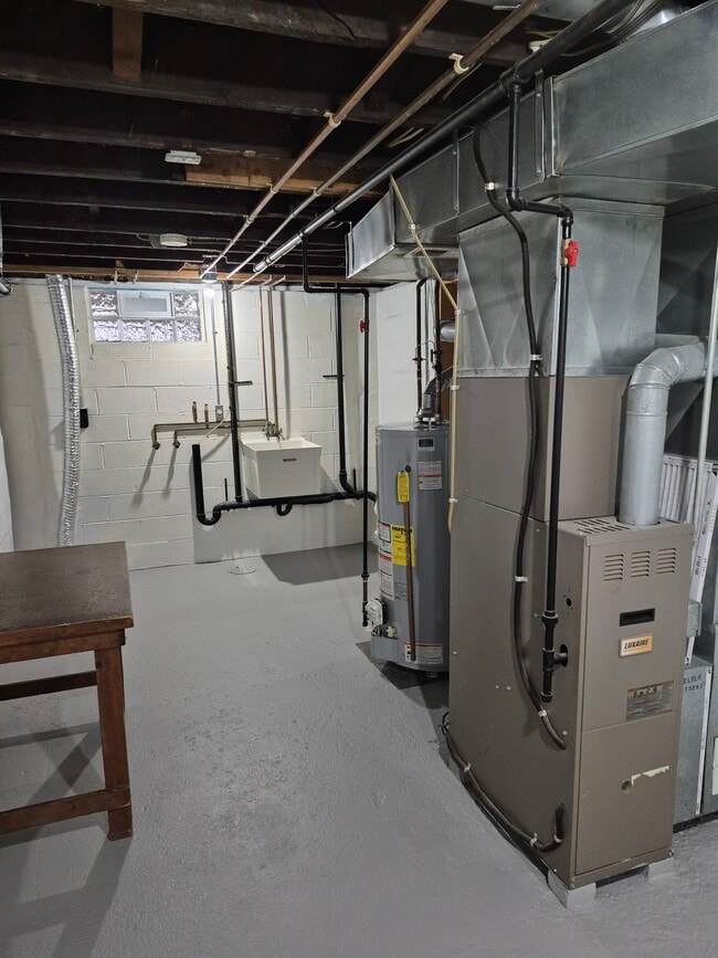 Photo - 1600 Tanner Ave SW