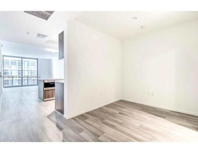 Photo - 801 S Miami Ave