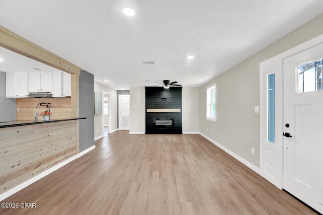 Photo - 1408 Wilmont Ave.