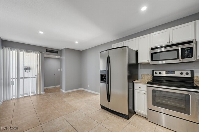 Photo - 6413 Bannock Way