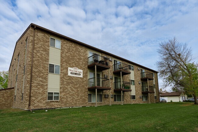 Fargo, Dakota del Norte Apartamentos West Oak | Exterior