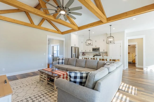 Photo - Elegant Southern Living: Your Dream Rental Home in Hahira, Georgia!