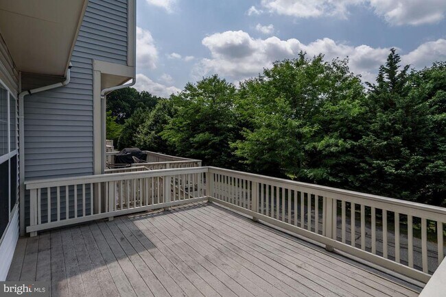 Photo - 122 Elmcroft Blvd