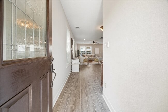 1851 Commons Glen Dr