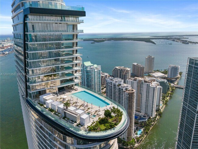 Building Photo - 300 Biscayne Blvd Way Unit 2103