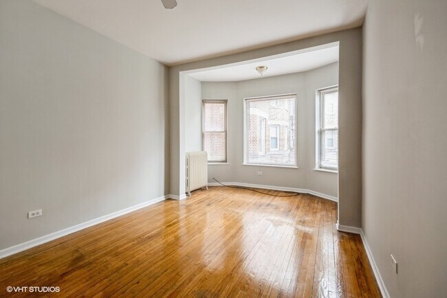 Photo - 437 E Oakwood Blvd Unit 41