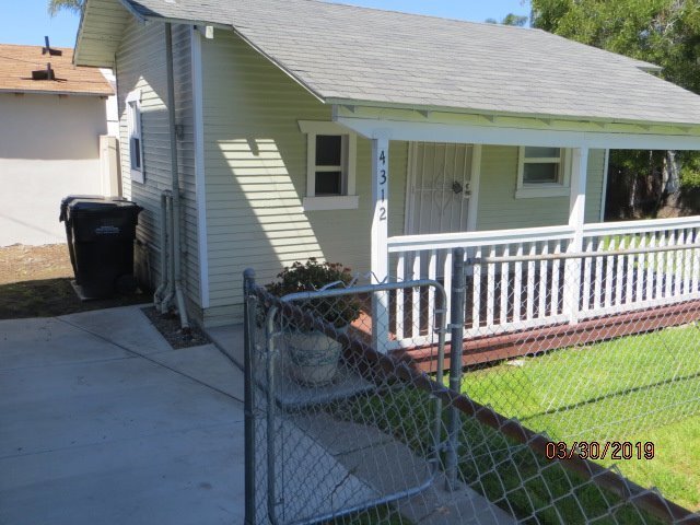 Building Photo - 33RD PL (4312) Unit 4312