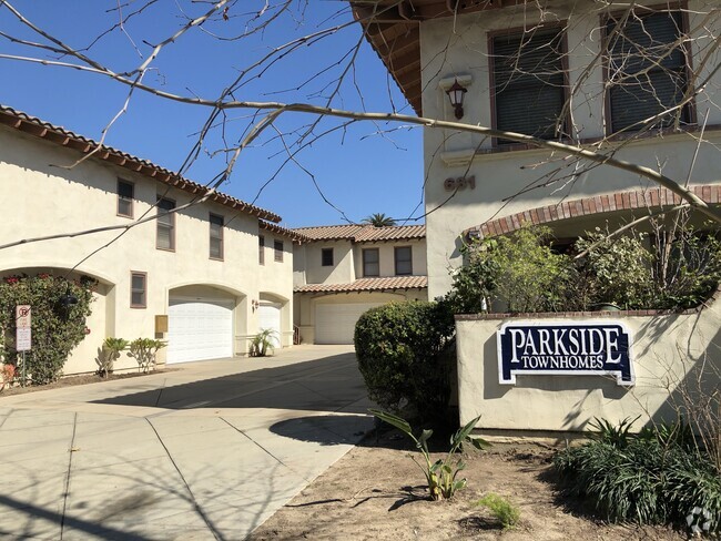 Building Photo - 631 S Glassell St Rental