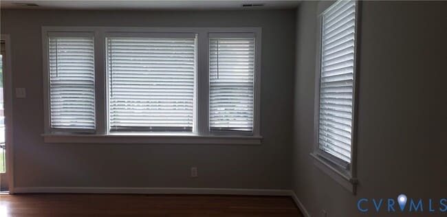 Photo - 2318 Leah Rd