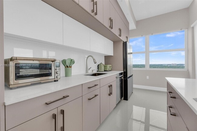 Photo - 18011 Biscayne Blvd Unit PH04